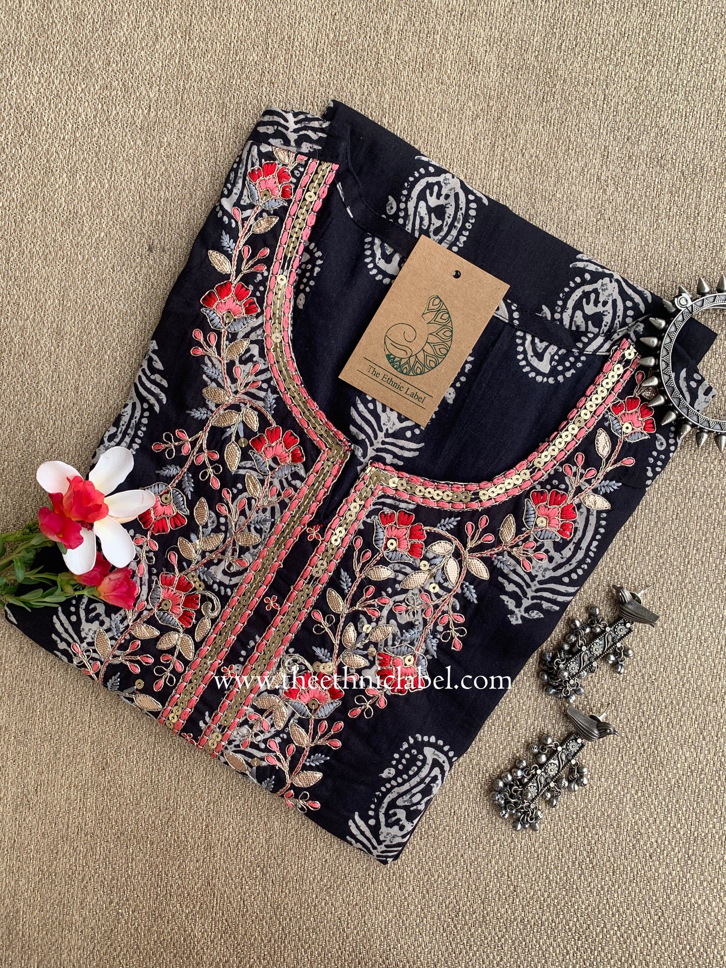 "Kalpita" Embroidered Cotton kurta