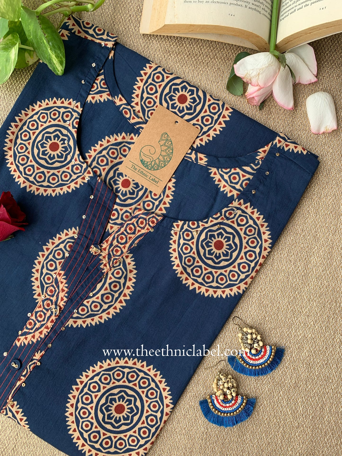 "Misha" Buttoned Cotton kurta - Big Size